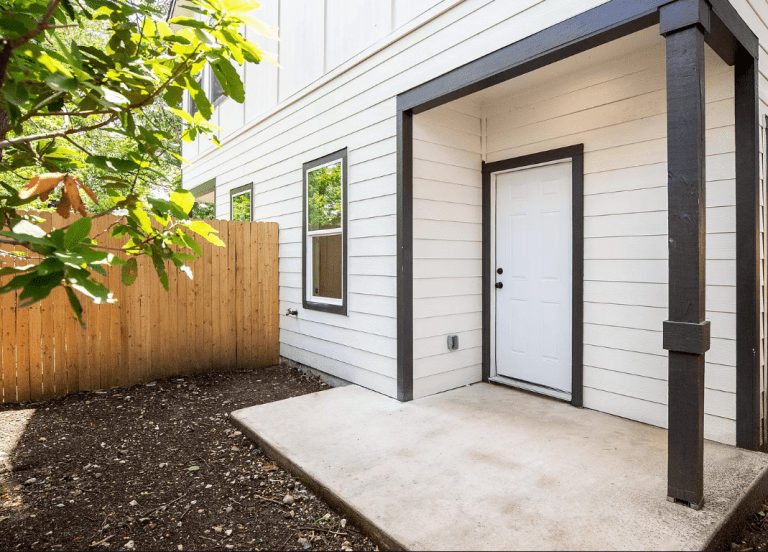 How to Choose a Landlord in San Antonio.