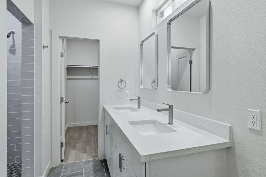 Modern and light finishes in our newly build homes that are available for rent 